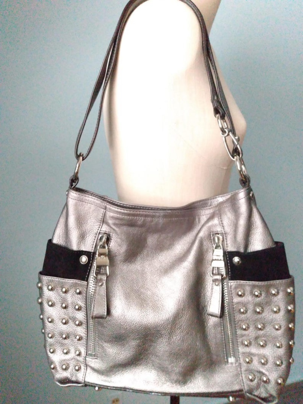 B. Makowsky Silver Studded Metallic Leather Handbag Edgy Rock Silver Leather Y2K